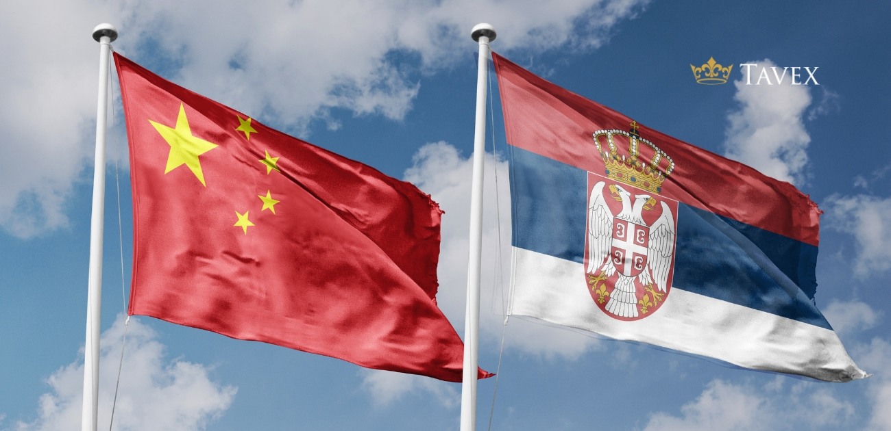 Srpska i kineska zastava. Srbija i Kina potpisuju sporazum o slobodnoj trgovini.